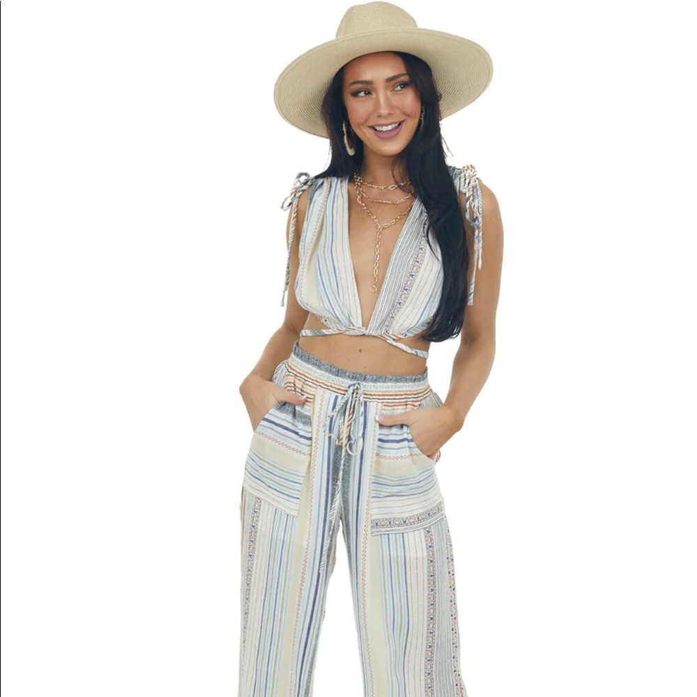 NWT Two piece crop top and pants set